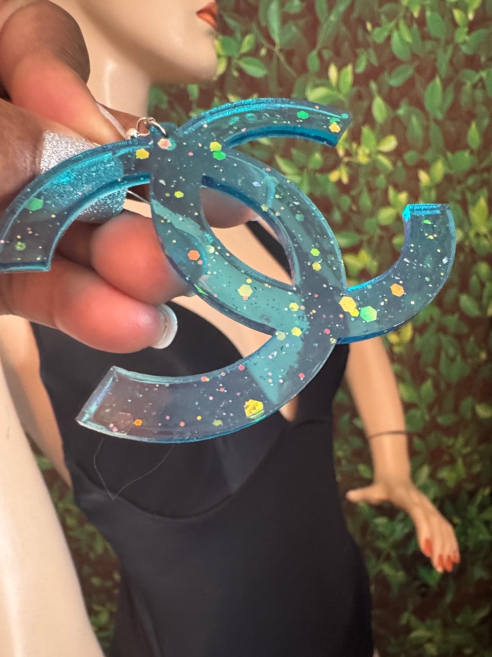 Streetwear Sparkle CC Fashion Dangle Earrings - Picture 7 of 12